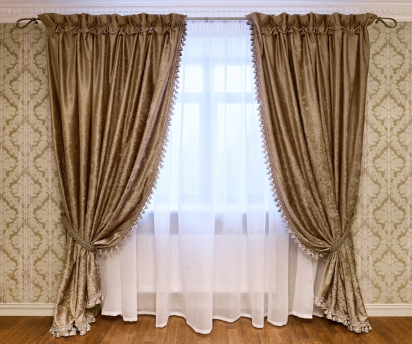 curtains5-min